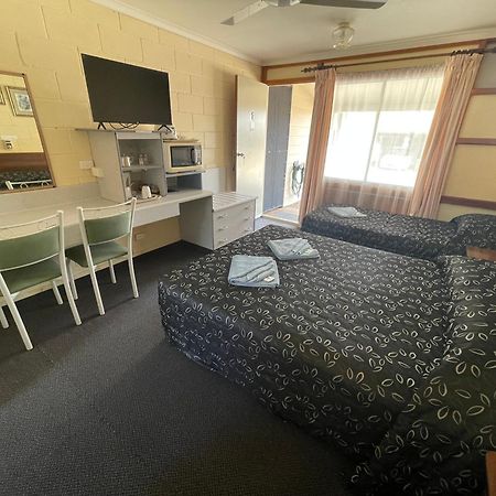 Warrego Motel Charleville Kültér fotó