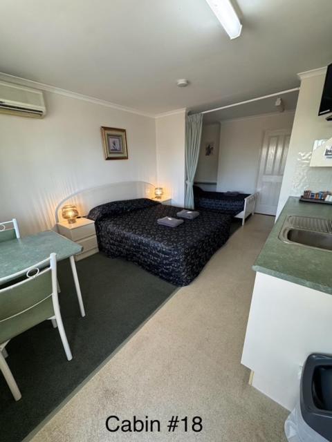 Warrego Motel Charleville Kültér fotó