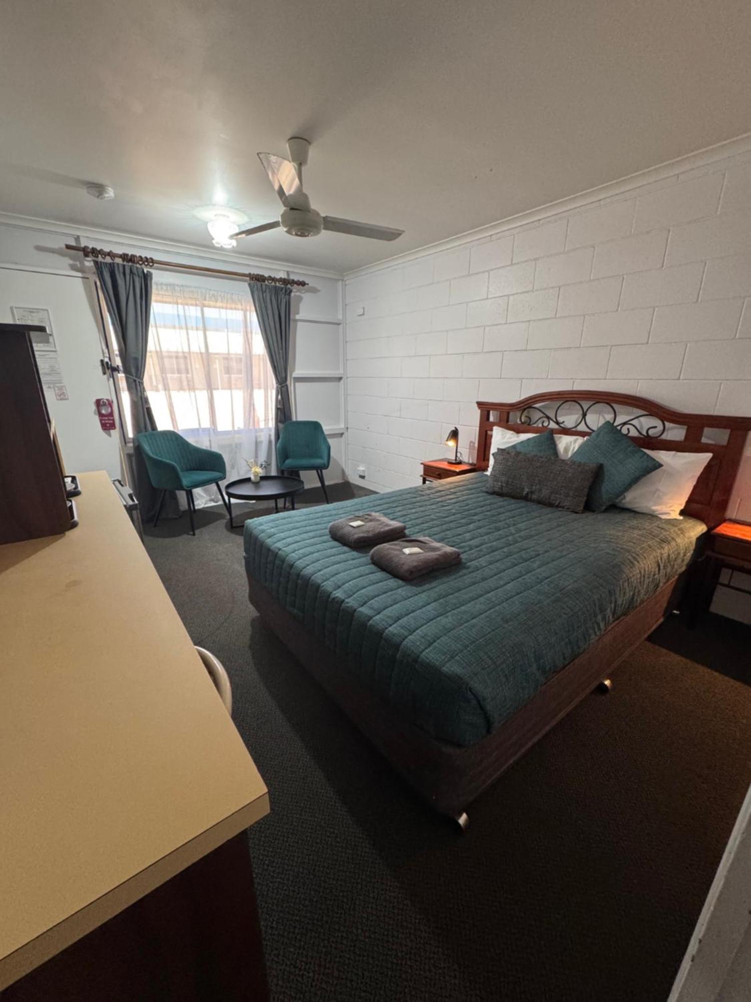 Warrego Motel Charleville Kültér fotó