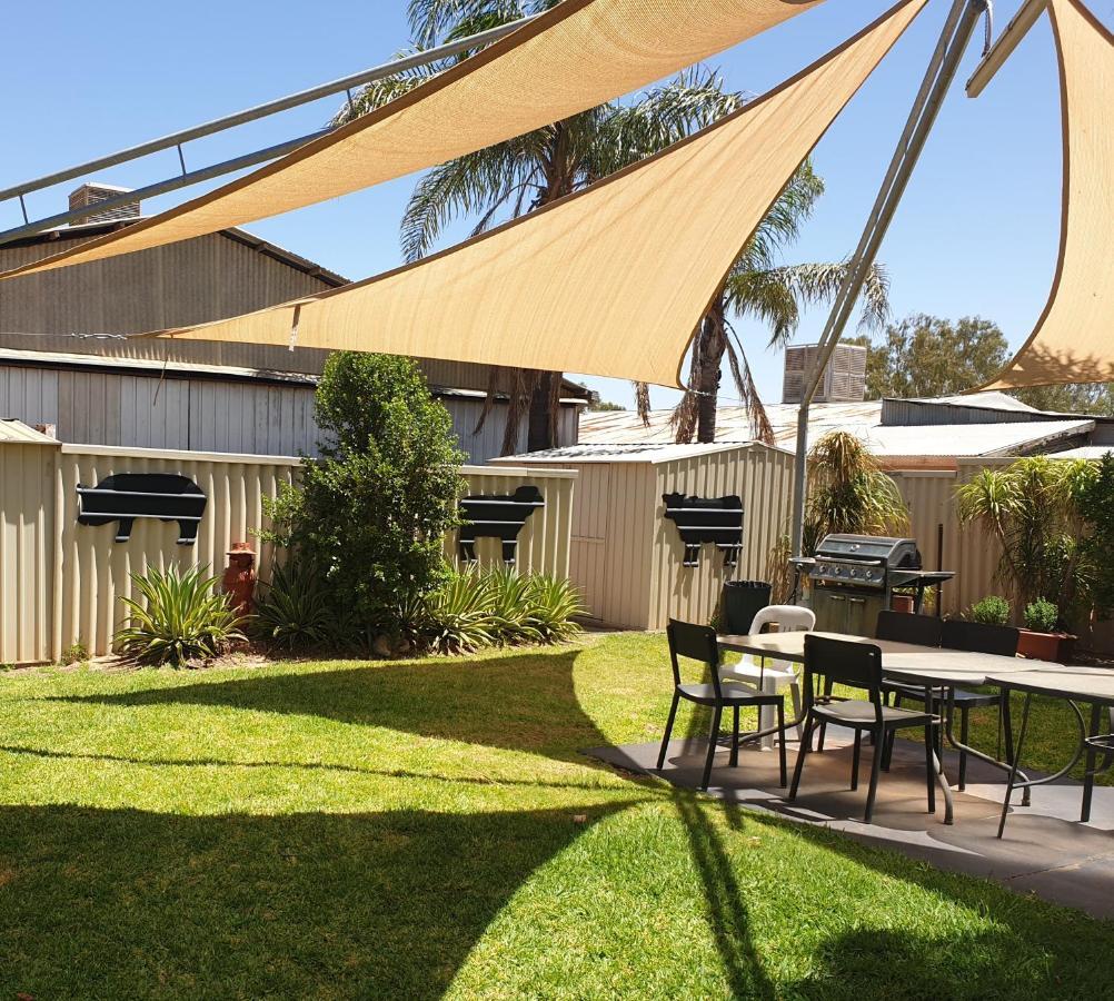 Warrego Motel Charleville Kültér fotó